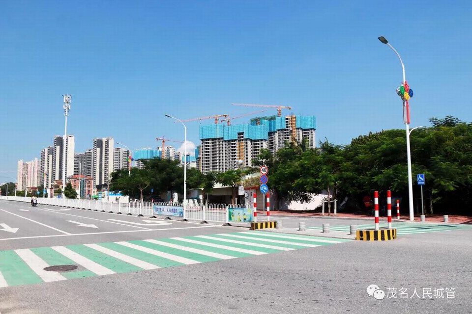 城管等部门联合开展建筑工地文明施工整治行动1.jpg