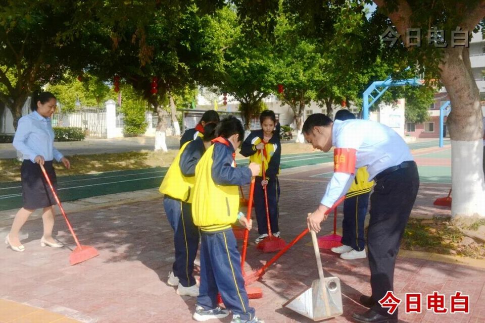 莲塘小学： 校园文明之花朵朵开9.jpg