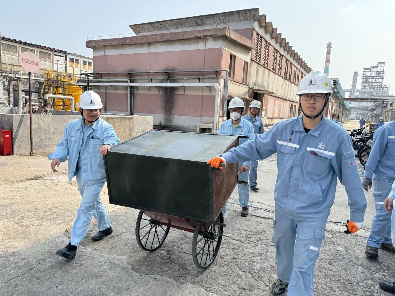 1773105277614908.jpg 921806ecd7697aeef7f96e2e7259a283.jpg