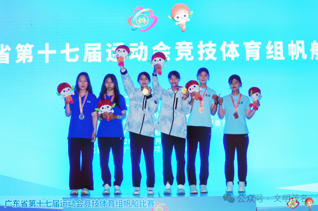 ef079de838b93552cfb557b59145c165.png